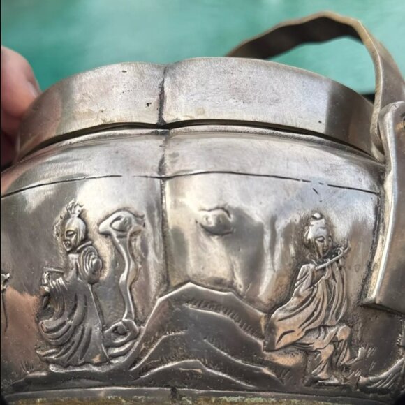 Antique Chinese White Bronze Hand Warmer Signed, Ornate Relief Scene Qing Style - Picture 5 of 12